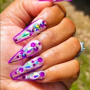 PurpleTrim|Rhinestones|PressOnNails